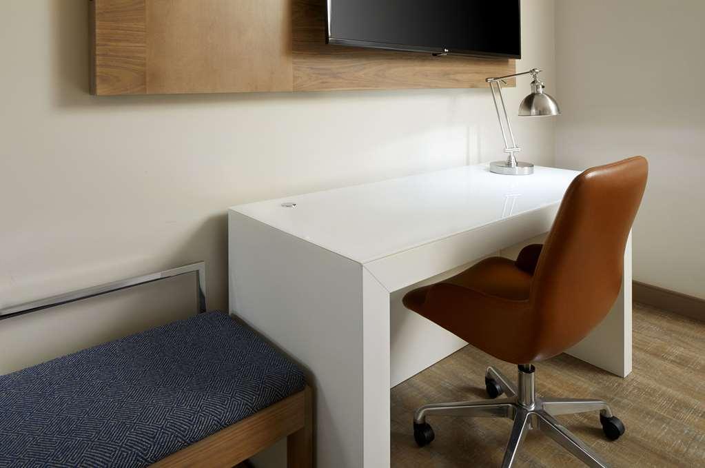 Cambria Hotel Phoenix Chandler - Fashion Center Стая снимка